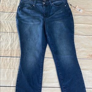 NYDJ. Ami skinny Lift x Tuck technology
